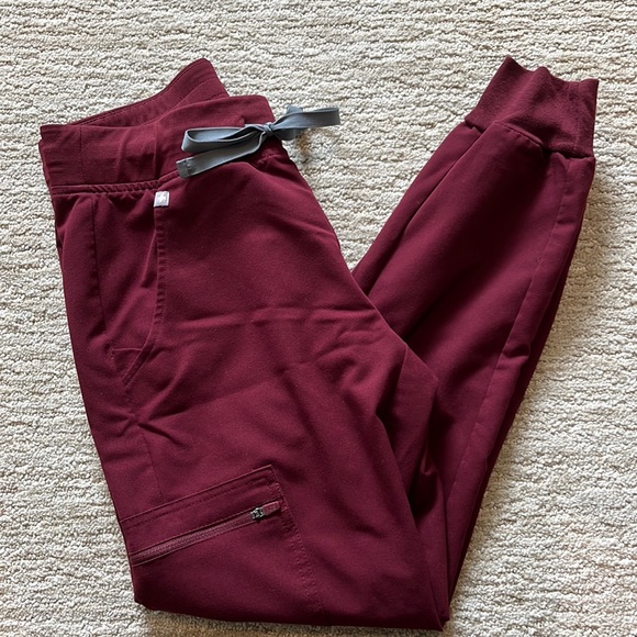 Figs: Zamora Jogger Scrub Pants. Size: XS Petite. Color: Burgundy. - Picture 1 of 5